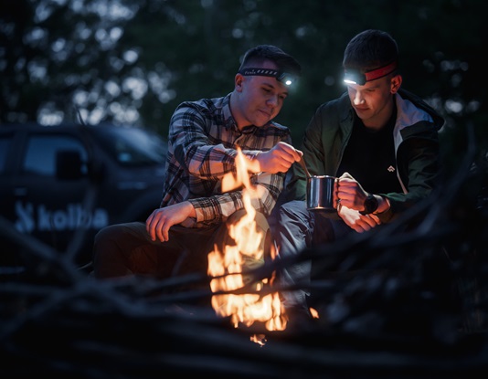 Pałeczki świetlne outdoor – skuteczne światła sygnalizacyjne turystyczne