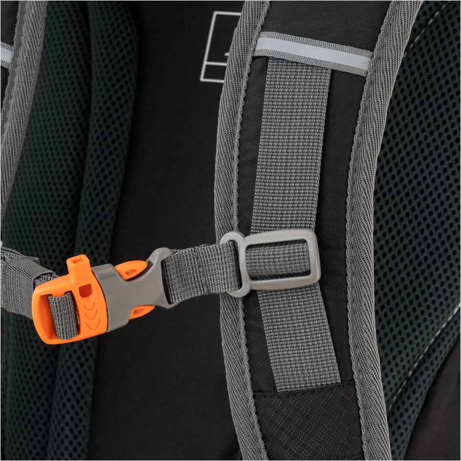 Alpinus Lecco II 30 backpack black 4/4