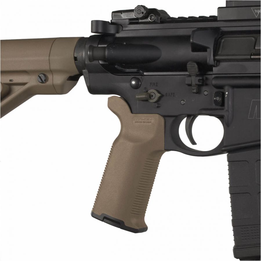Chwyt pistoletowy Magpul MOE-K2+ do AR-15 / M4 FDE 3/5