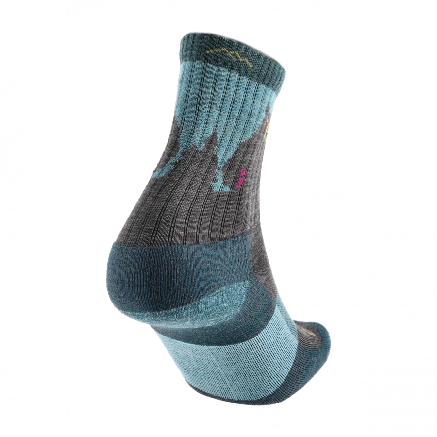 Darn Tough Bear Town trekking socks 2/6
