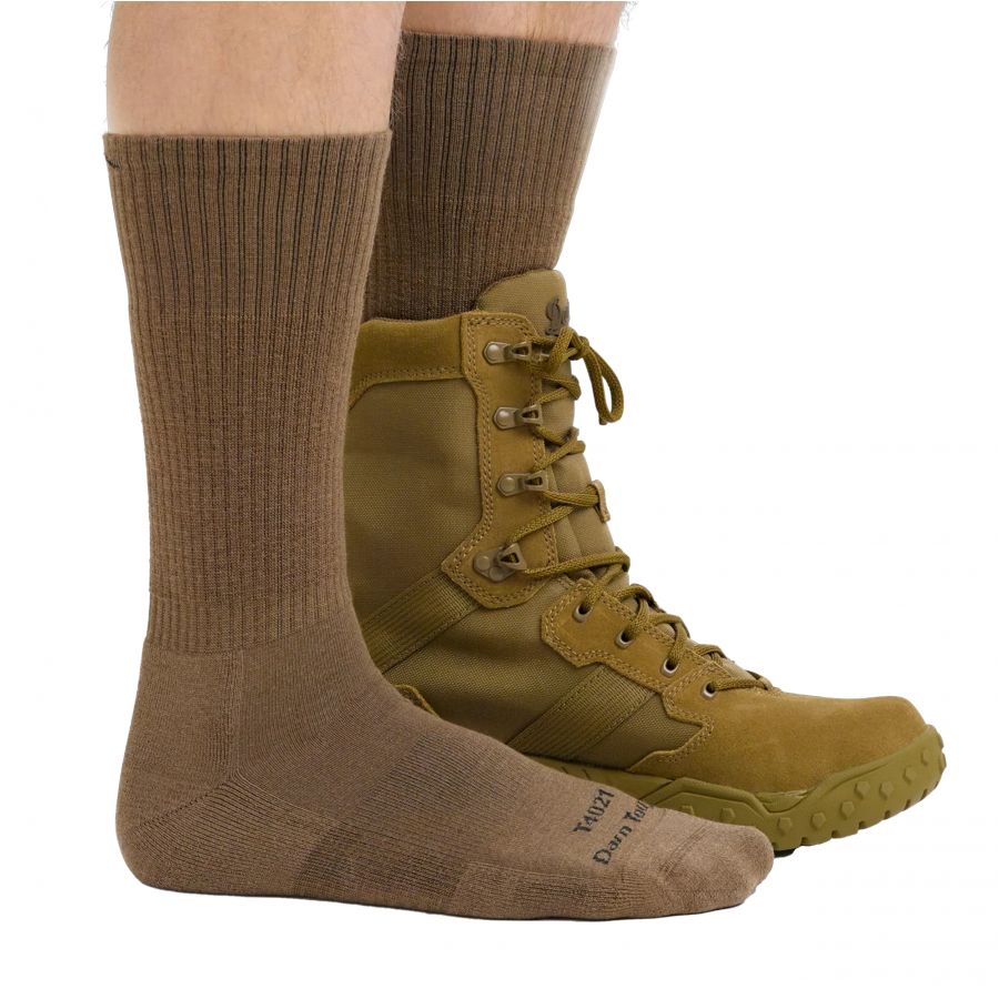 Darn Tough tactical socks #T4021 Coyote Brown 3/4