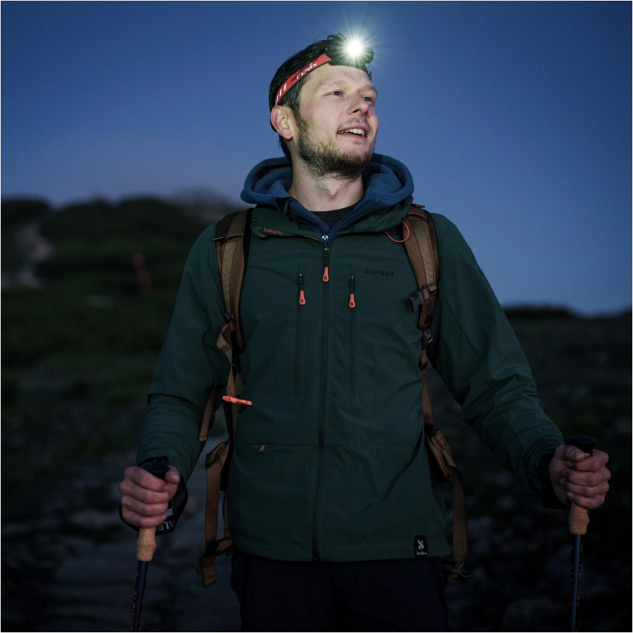 Fenix HM62-T LED flashlight - magma headlamp 3/6