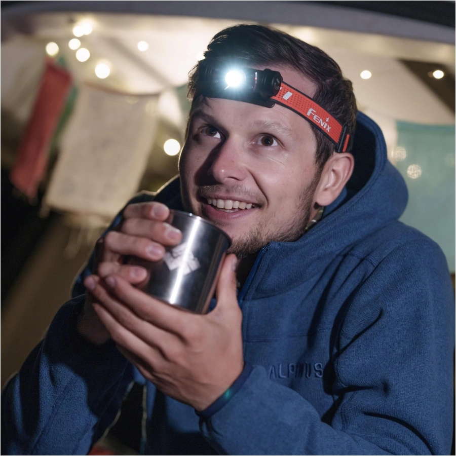 Fenix HM62-T LED flashlight - magma headlamp 4/6