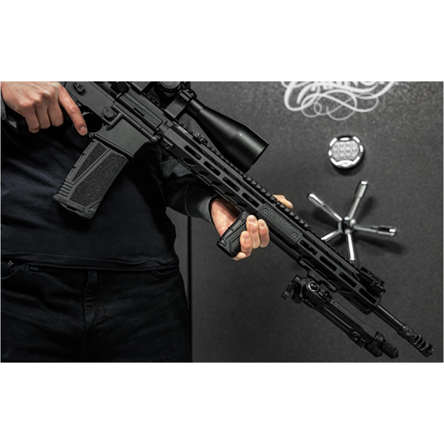 Leapers UTG M-LOK front grip short black 4/5
