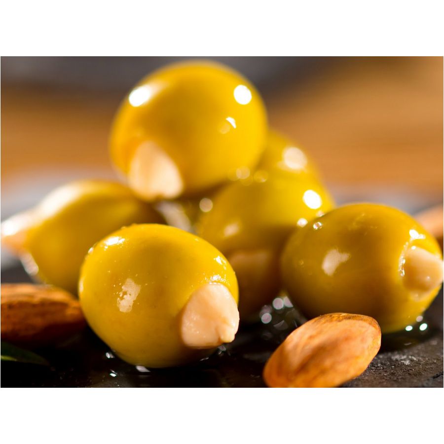 Manzanilla olives stuffed with almond 300 g 4/4