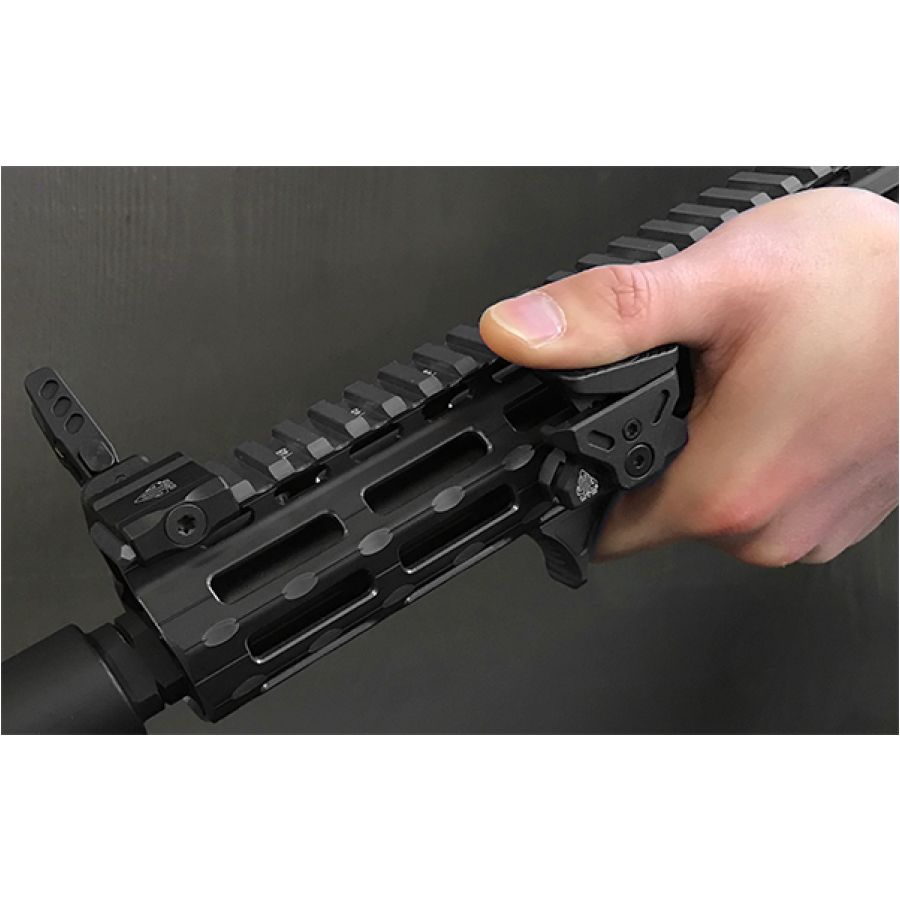 Podstawka pod kciuk Leapers UTG M-LOK czarna 4/5