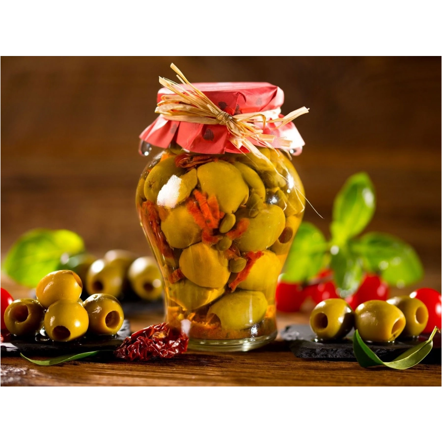 Royal Olives with sun-dried tomatoes and cap. 300 g 2/4