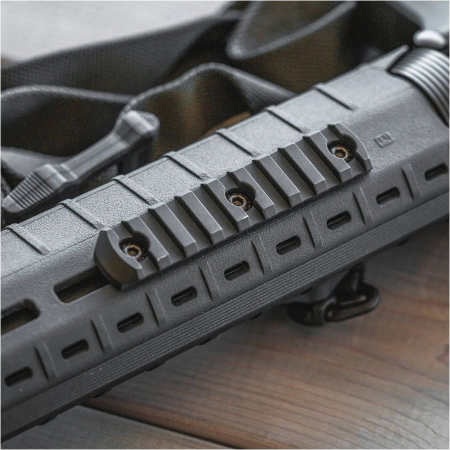 Szyna aluminiowa Picatinny Magpul M-LOK 9 bramek MAG583 2/2