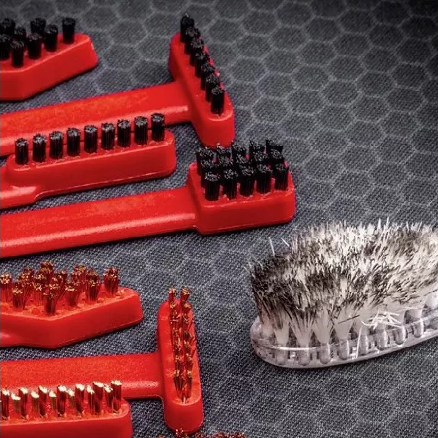 Zestaw szczotek i skrobaków Real Avid Smart Brushes 4/8