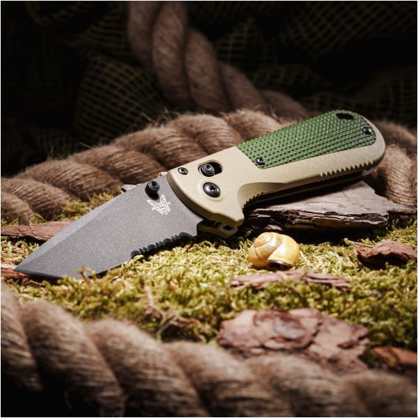 Benchmade 431SBK-1 Redoubt Folding Knife